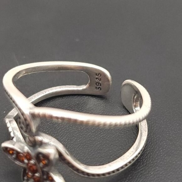 Vintage-Style Scarlet Butterfly Ring Size 6, adjustable (NWOT)‎ - Picture 5 of 6